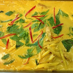 แกงหน่อไม้หมู(หน่อไม้สด)