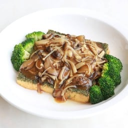 เต้าหู้หน้าผักโขมกับเห็ด