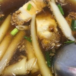 ก๋วยจั๊บน้ำข้นนายโอ บางบัวทองหน้าม.บุศรินทร์ มีสาขาเดียว