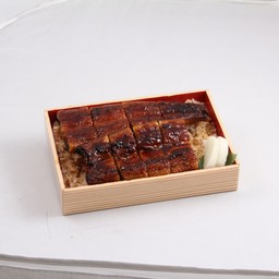 ข้าวหน้าปลาไหล (เต็มตัว)