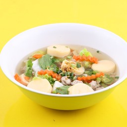 แกงจืด เต้าหู้  Tofu soup.