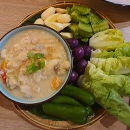 หลนกุ้ง ผักสด