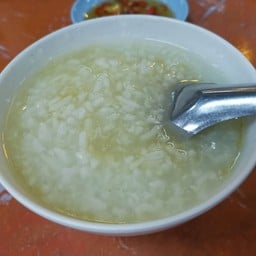 ข้าวนิ่มๆหอมกลิ่นใบเตย​ ที่สำคัญฟรี​ เริดตรงนี้