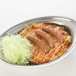 ข้าวแกงกะหรี่ออมเล็ตไส้กรอก