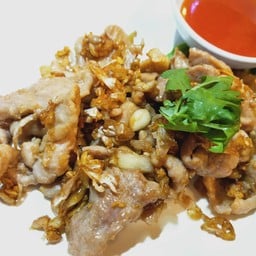 หมูทอดกระเทียม