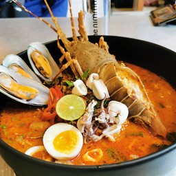 อร่อย​แซ่บกำลังดี​กลมกล่อม​ ล็อบสเตอร์สดมากที่สำคัญราคาไม่แพง