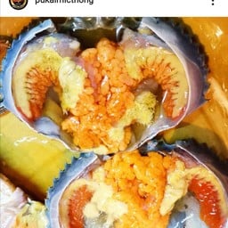 ปูไข่ ไมค์ทอง