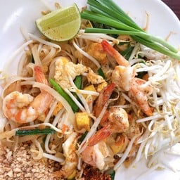 ผัดไทกุ้งสด