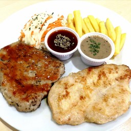 Combo set สเต็กหมู+ไก่ ซอสพริกไทย&บาร์บีคิว