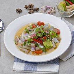 ยำกุ้งสด