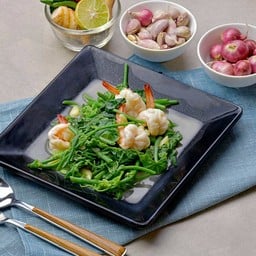 ยอดมะระกุ้งสดไฟแดง