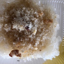 ข้าวเหนียวหน้าปลาแห้ง