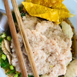 ก๋วยเตี๋ยวหมูน้ำใส