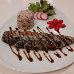 ปลาซาบะย่างซีอิ้ว