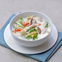 ต้มข่าไก่