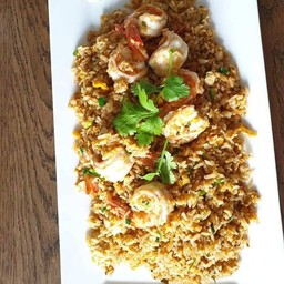 ข้าวผัดกุ้งกลาง