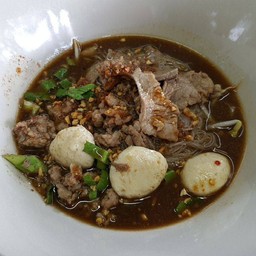 ก๋วยเตี๋ยวเรือต้มยำ