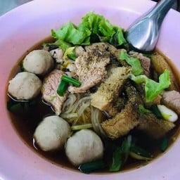 ก๋วยเตี๋ยวเนื้อ