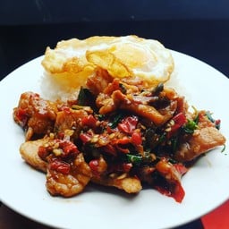 ผัดไม่พัก by Am-Pm craft cafe