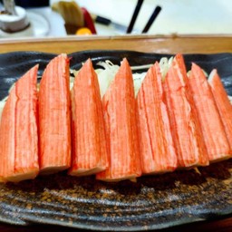 ปูอัดซาชิมิ