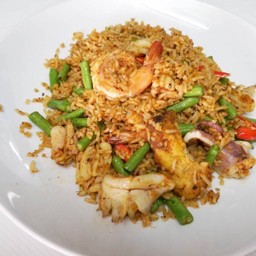 ข้าวผัดพริกขิงทะเล(ใหญ่)