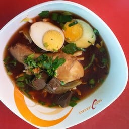 ก๋วยเตี๋ยวไก่มะระอินเตอร์8