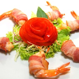 กุ้งพันเบคอน
