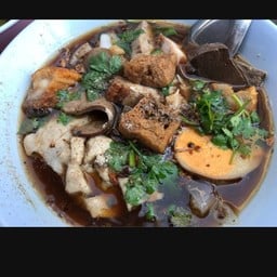 ก๋วยจั๊บน้ำข้นพิเศษ