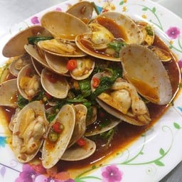 หอยลายผัดน้ำพริกเผา