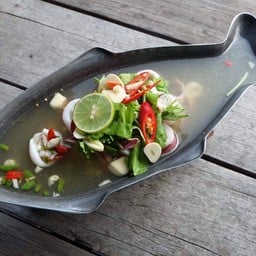 หมึกไข่นึ่งมะนาว