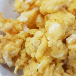 ไข่คั่ว