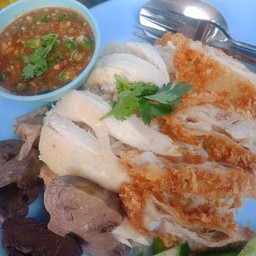 ข้าวมันไก่น้ำจิ้มรสเด็ด(เจ้าเก่า) ข้างปั้มป.ต.ท. สุขสวัสดิ์ 30 ไม่มีสาขา