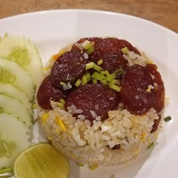ข้าวผัดกุนเชียง + น้ำเก๊กฮวย