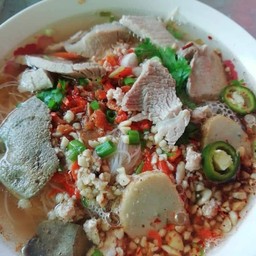 ก๋วยเตี๋ยวหมูสูตรโบราณ หมู่บ้านไทยสมุทร