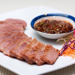 สันคอหมูรมควัน