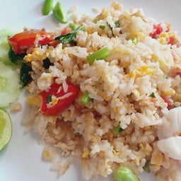 ข้าวผัดปลาเค็ม