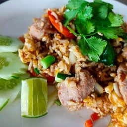 ข้าวผัดรถไฟ
