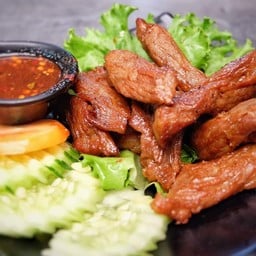 เนื้อทอดปลาร้าบอง