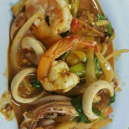 ผัดพริกเผาทะเล