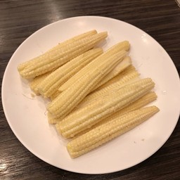 ข้าวโพดอ่อน