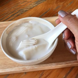 พุดดิ้งมะพร้าวอ่อน 45 บาท มะพร้าวอ่อน อร่อยมาก