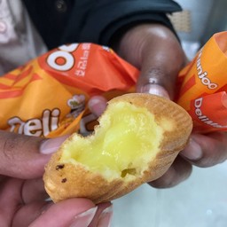 ไส้ในตัวขนม หอมไส้ครีมละมุน