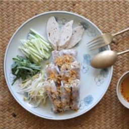 Banh Cuon Tom Thit / ปากหม้อไส้หมูสับและกุ้งสับ
