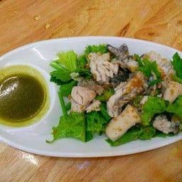 เนื้อปลากะพงลวก