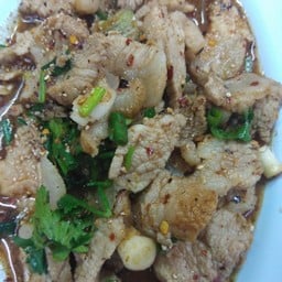 น้ำตกหมู