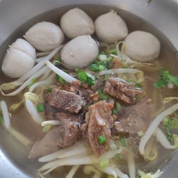 ลูกชิ้นเนื้อ และ เนื้อเปื่อย