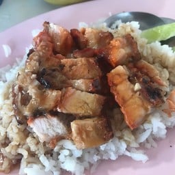 ข้าวหมูกรอบธรรมดา 40 บาท