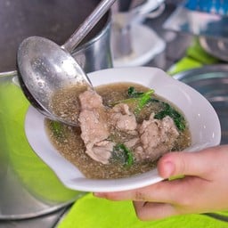 เส้นหมี่ราดหน้า ธรรมดา