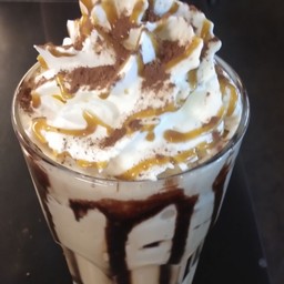 ดับเบิ้ลคาราเมลมอคค่าปั่น (Double Caramel Mocha Frappe)