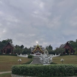 ศาลารอยพระบาท พระบาทสมเด็จพระเจ้าอยู่หัวภูมิพล อดุลยเดช